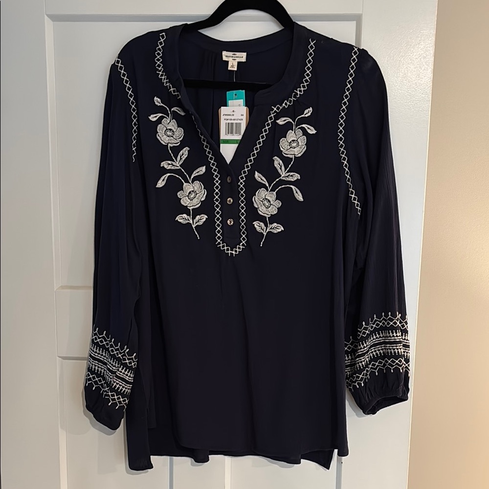 Floral Embroidered Navy Tunic